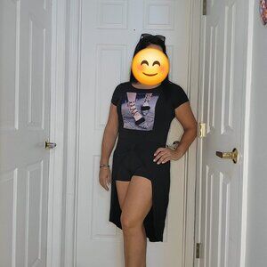 Long shirt-size Large